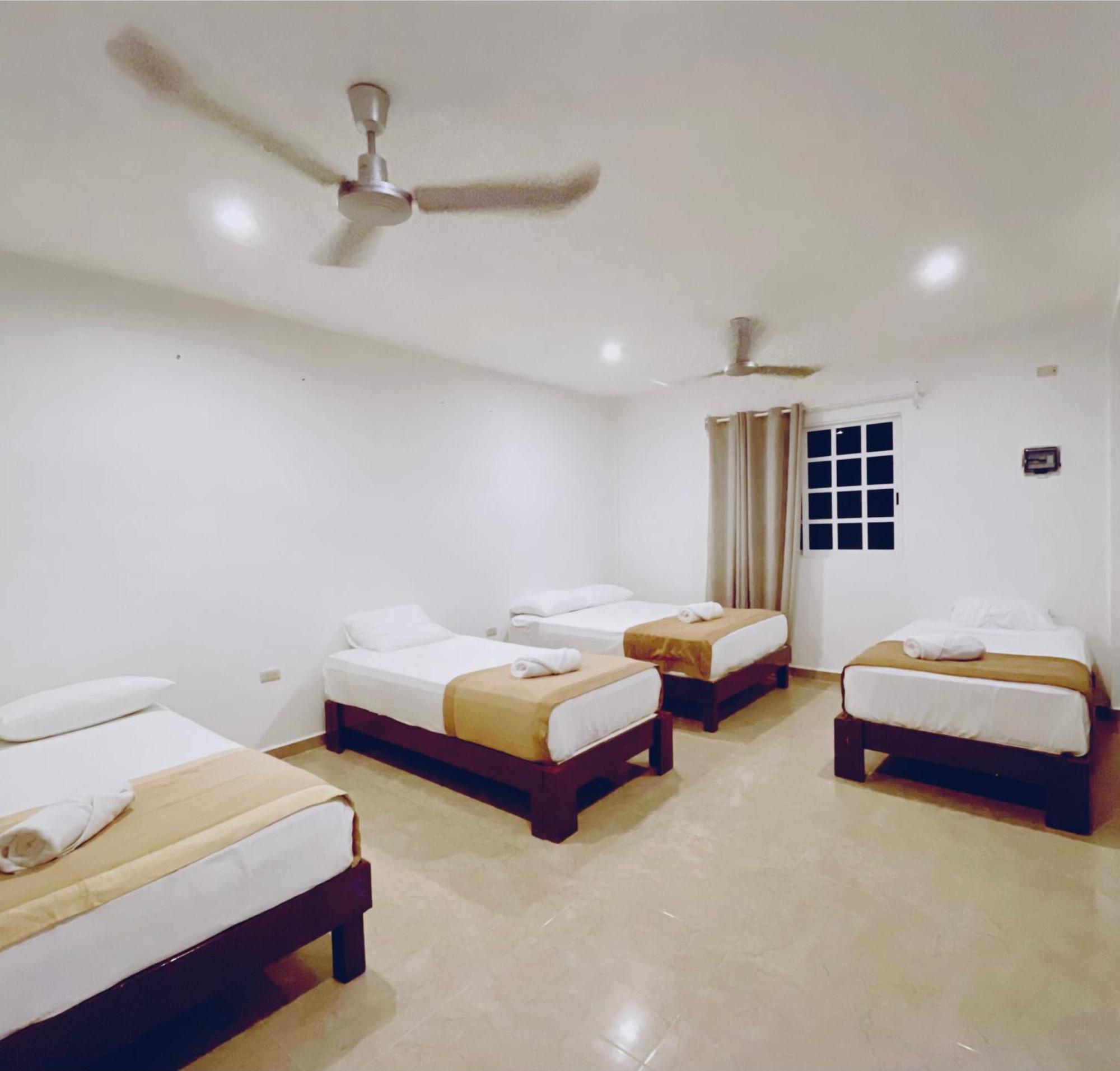 Pachamama Holbox - Hostel & Private Apartments Exteriör bild